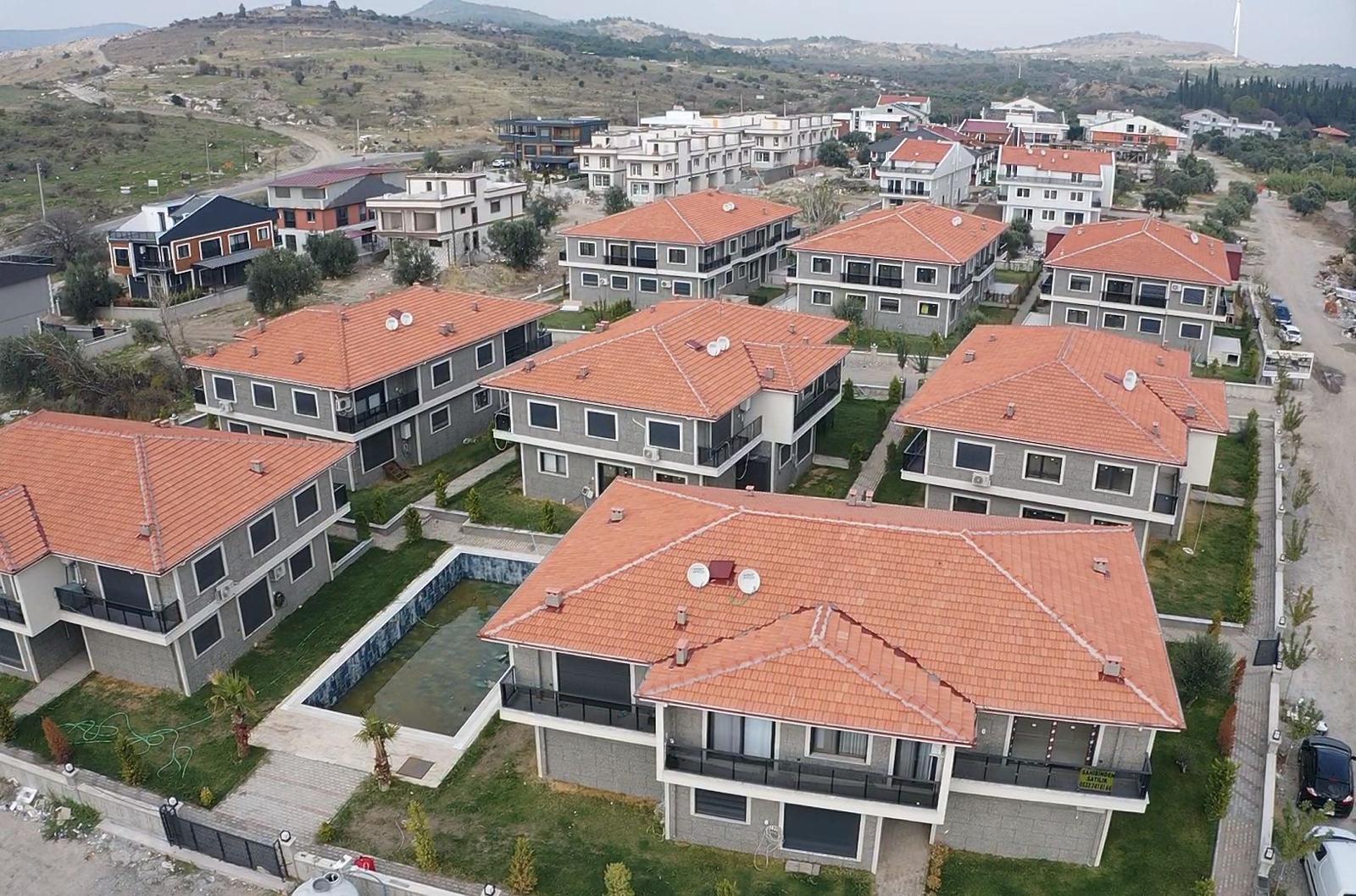 Çandarlıda Havuz Cepheli, Denize 300 metre Fırsat daire